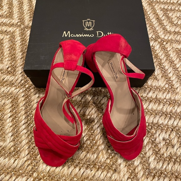 Massimo Dutti red suede heeled sandals - Picture 2 of 7